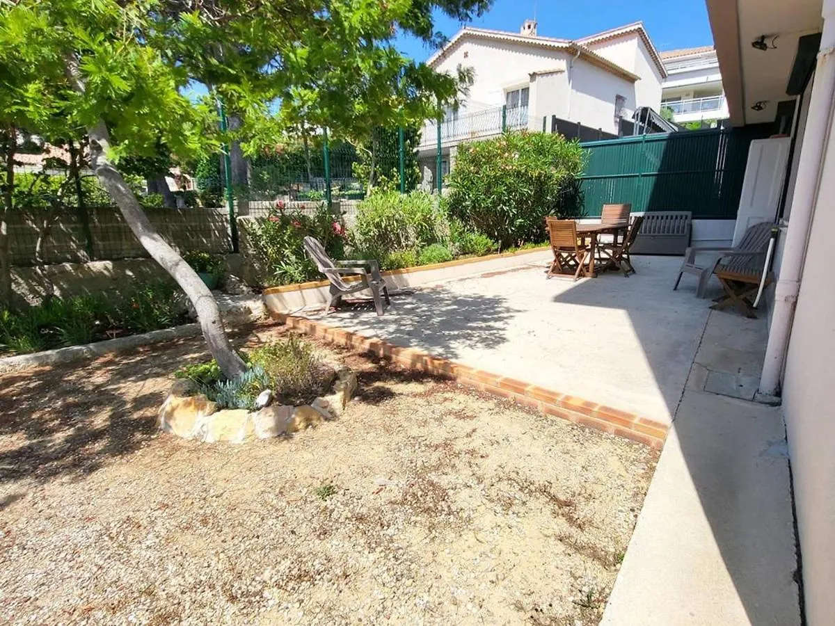 דירה סיס-פור-לה-פלאז' T2 Renove Climatise Avec Jardin, Proche Plage, Parking Securise - Fr-1-316-174