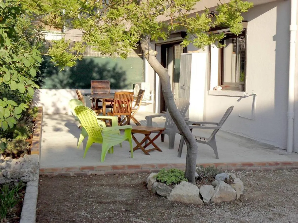 סיס-פור-לה-פלאז' T2 Renove Climatise Avec Jardin, Proche Plage, Parking Securise - Fr-1-316-174 0*,