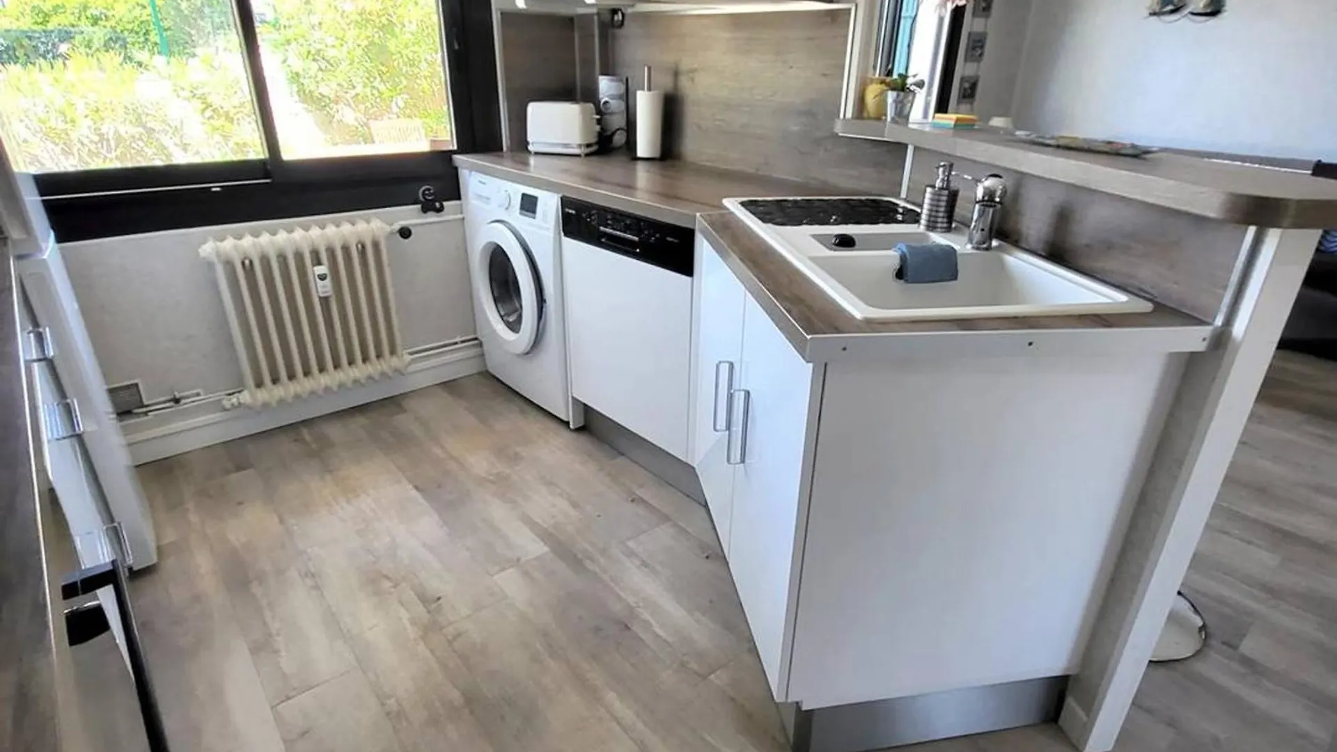סיס-פור-לה-פלאז' T2 Renove Climatise Avec Jardin, Proche Plage, Parking Securise - Fr-1-316-174 דירה