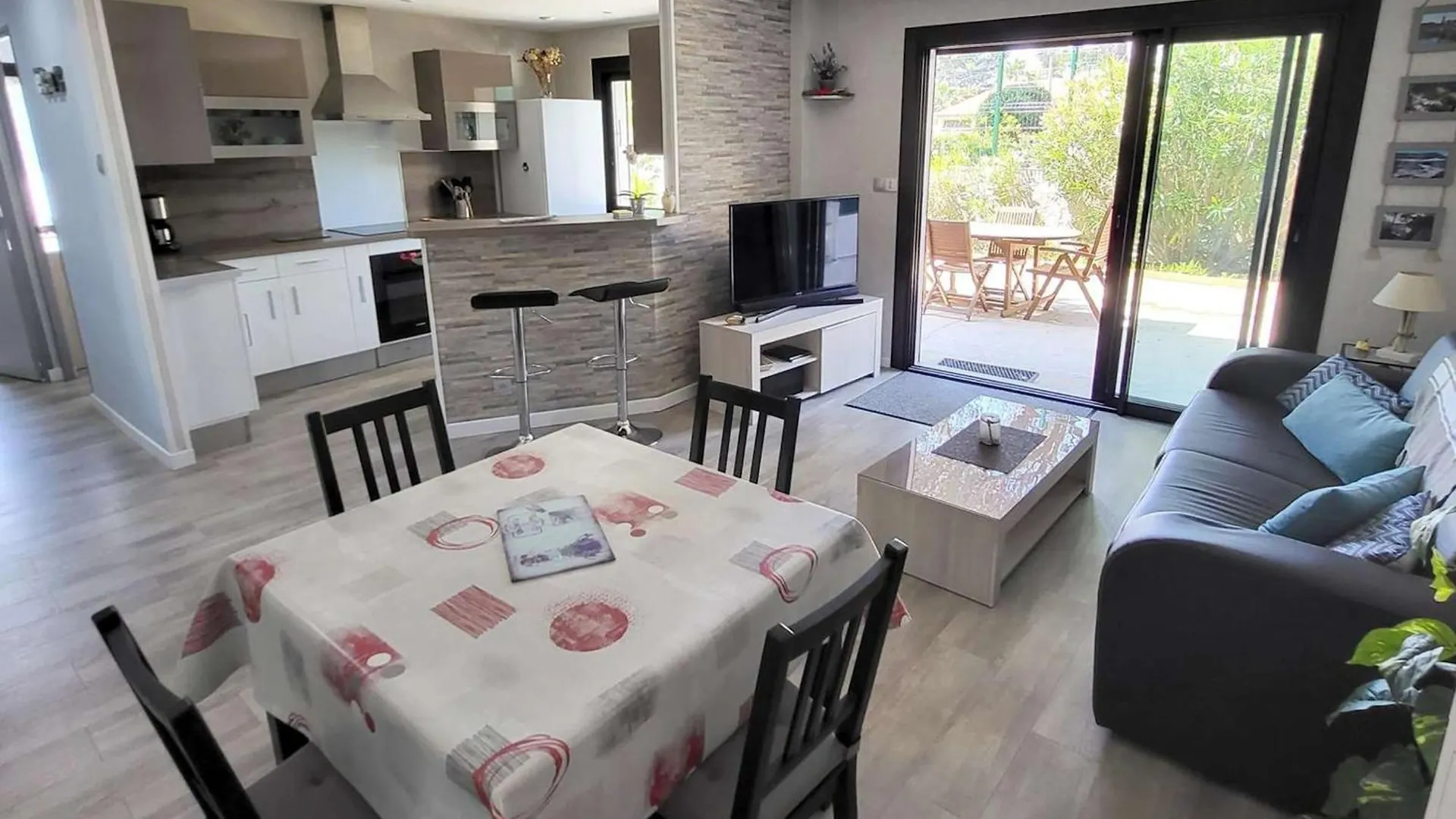סיס-פור-לה-פלאז' T2 Renove Climatise Avec Jardin, Proche Plage, Parking Securise - Fr-1-316-174